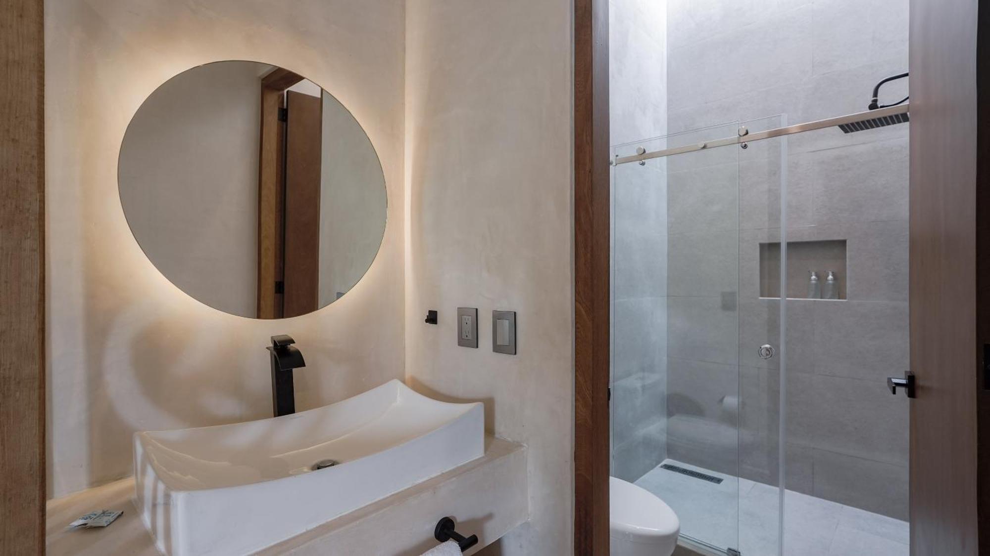 Otoch Penthouse Spaceous Private Pool Apartment
